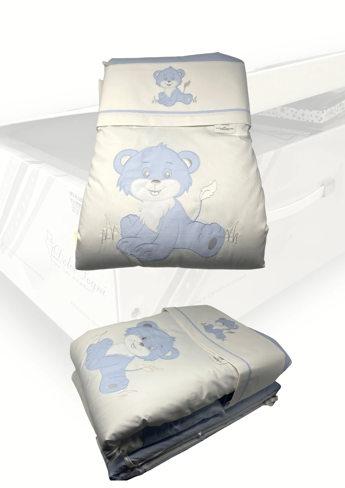 Dolci Sogni Coordinato 5 Pezzi Trapunta+paracolpi+completo Lenzuola Lettino In 100% Cotone Ricamato Colori Panna Rosa Cielo Grigio Art. 6023 - Image 3